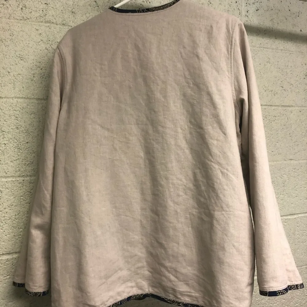 Koos
Of Course Reversible Linen Jacket - Picture 4 of 8